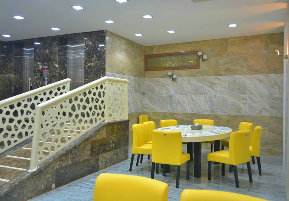 فندق كرستال