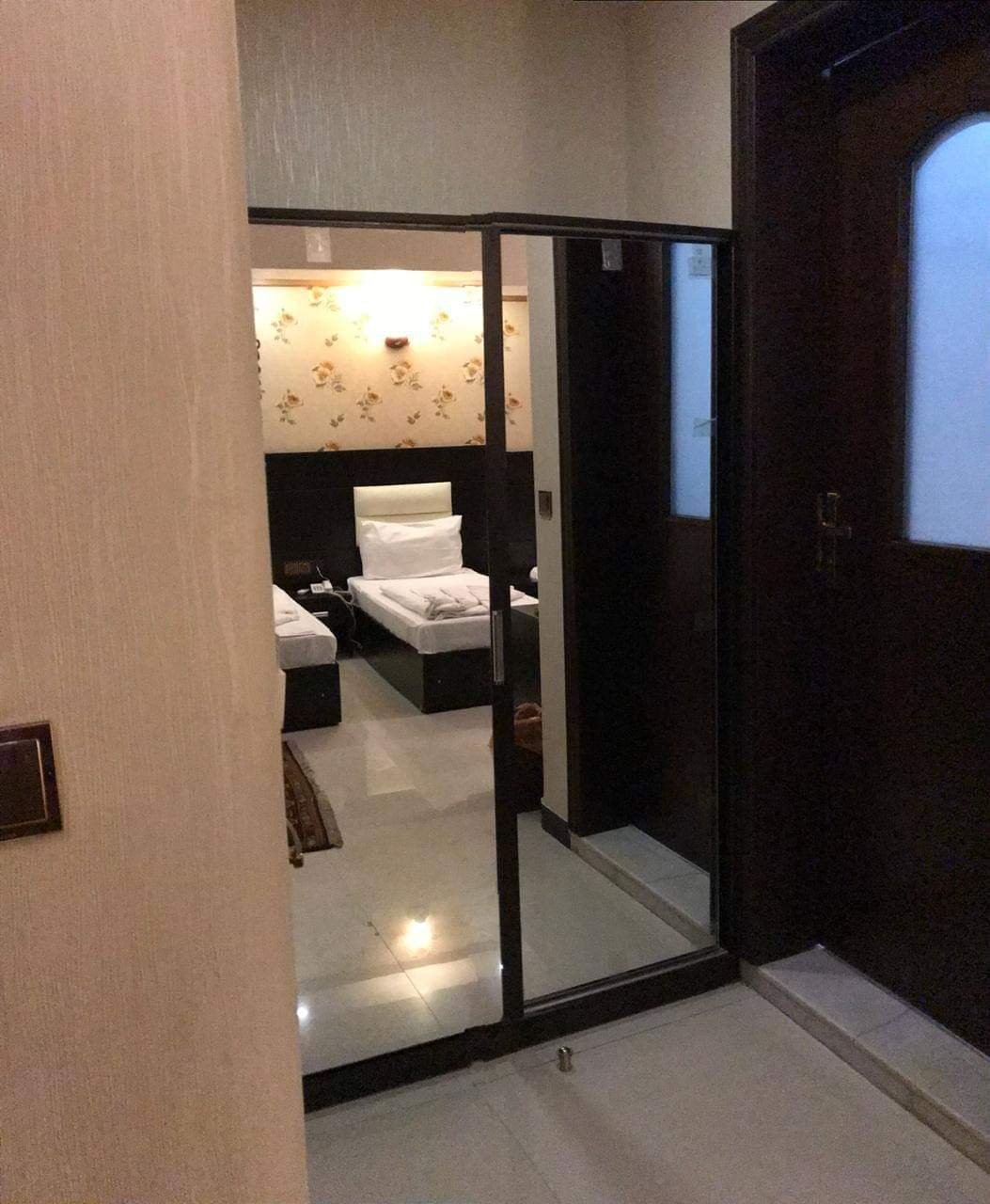 فندق برج الرياحين