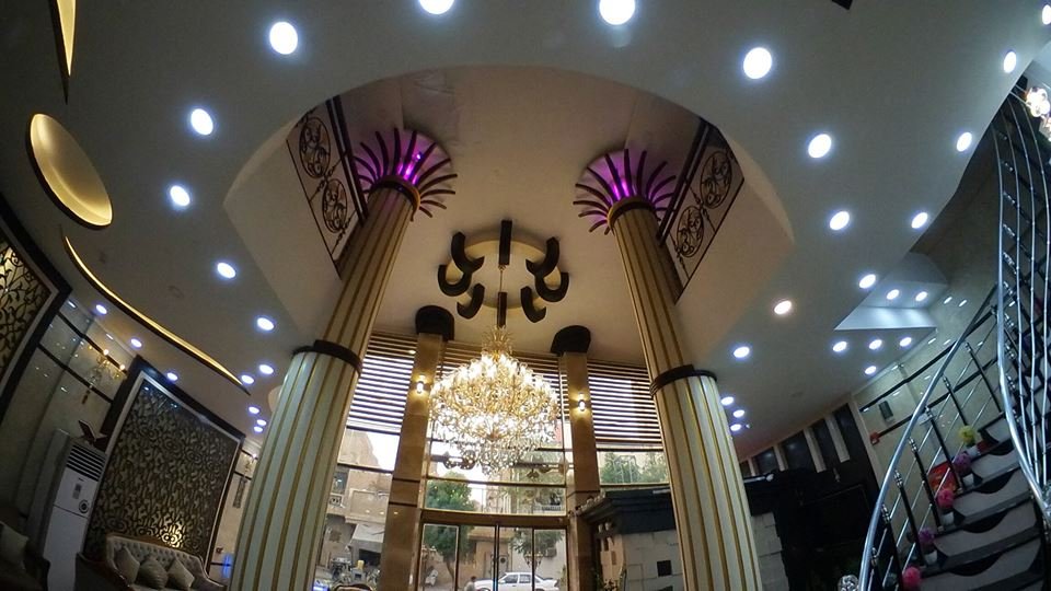 فندق برج السفير