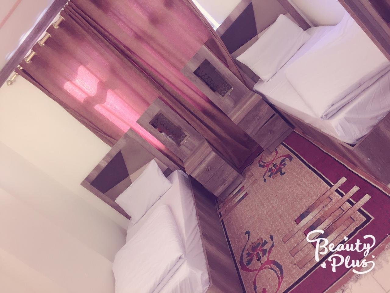 فندق الديرة