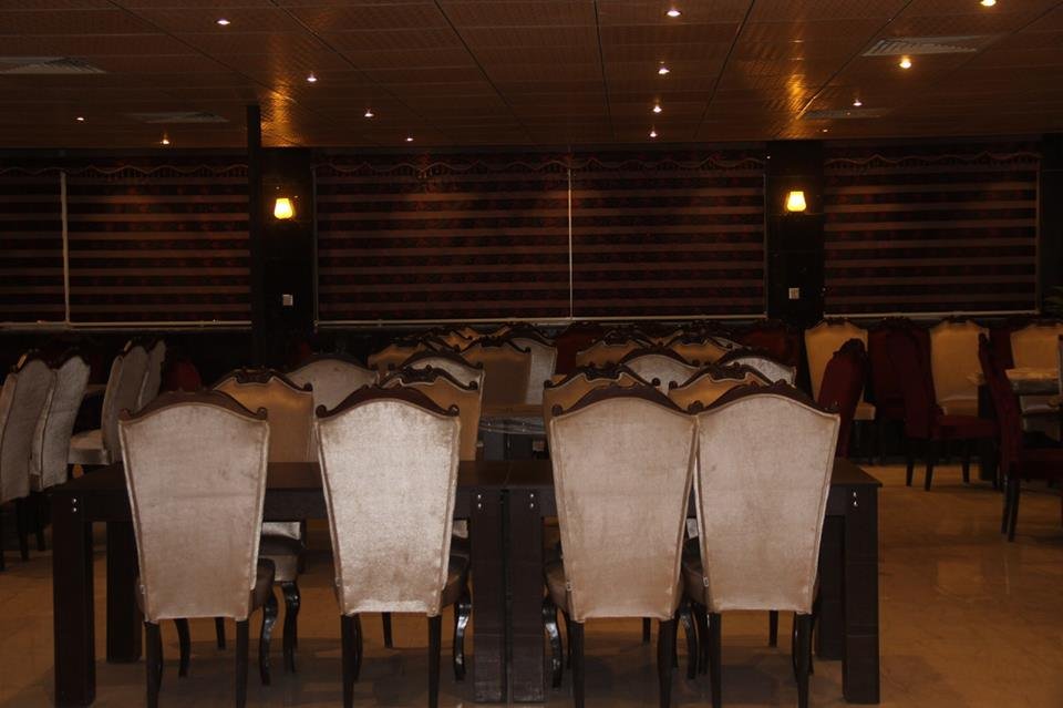 فندق العمدة