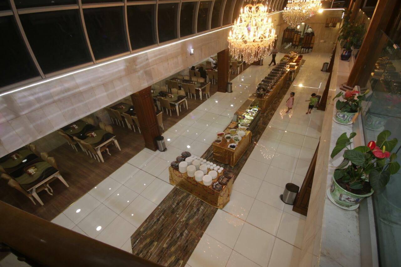 فندق الشرق الاوسط