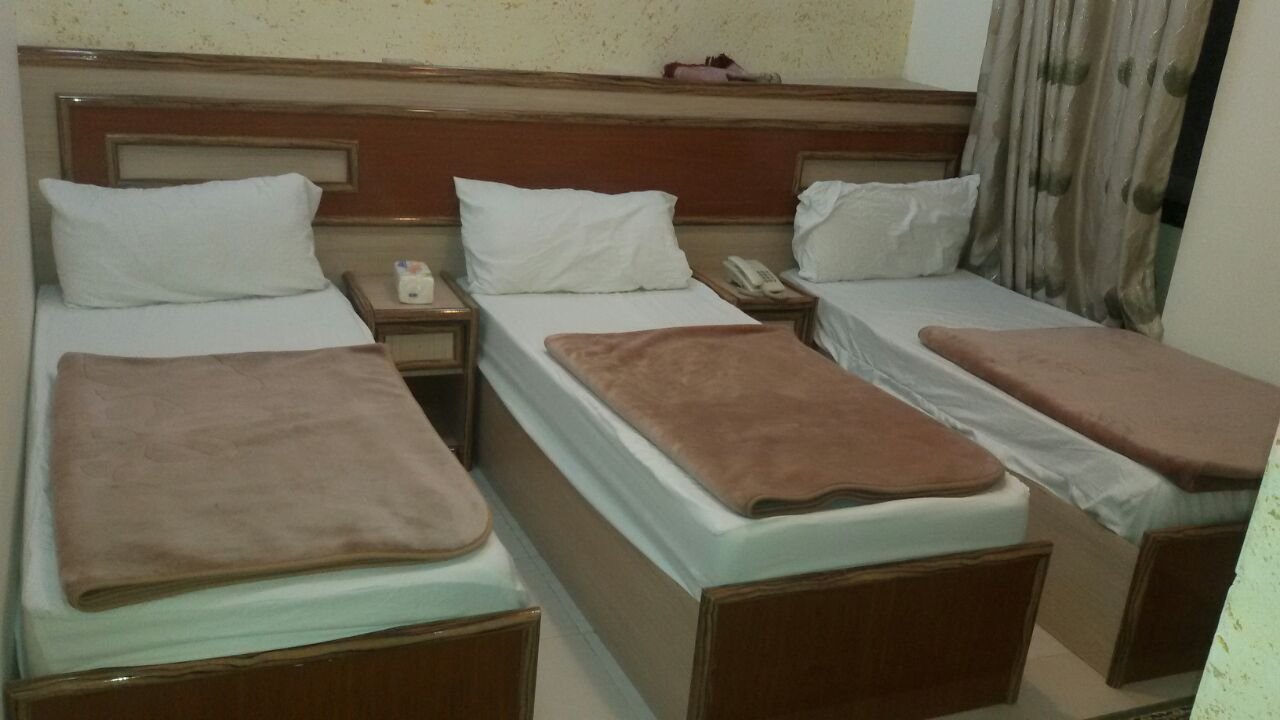 فندق الرايات