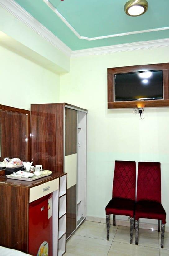 فندق أيوان