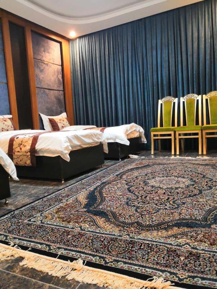 فندق نعيم الوارث