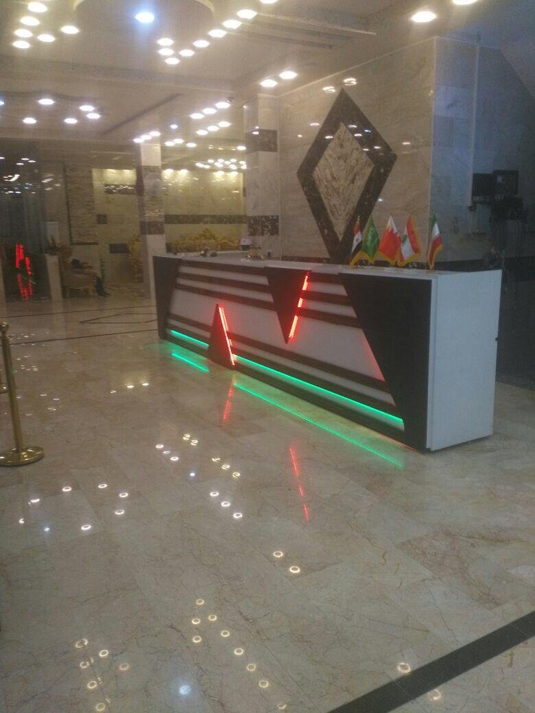 فندق ومطعم الاقمار