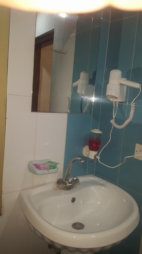 فندق برج الكاظمية